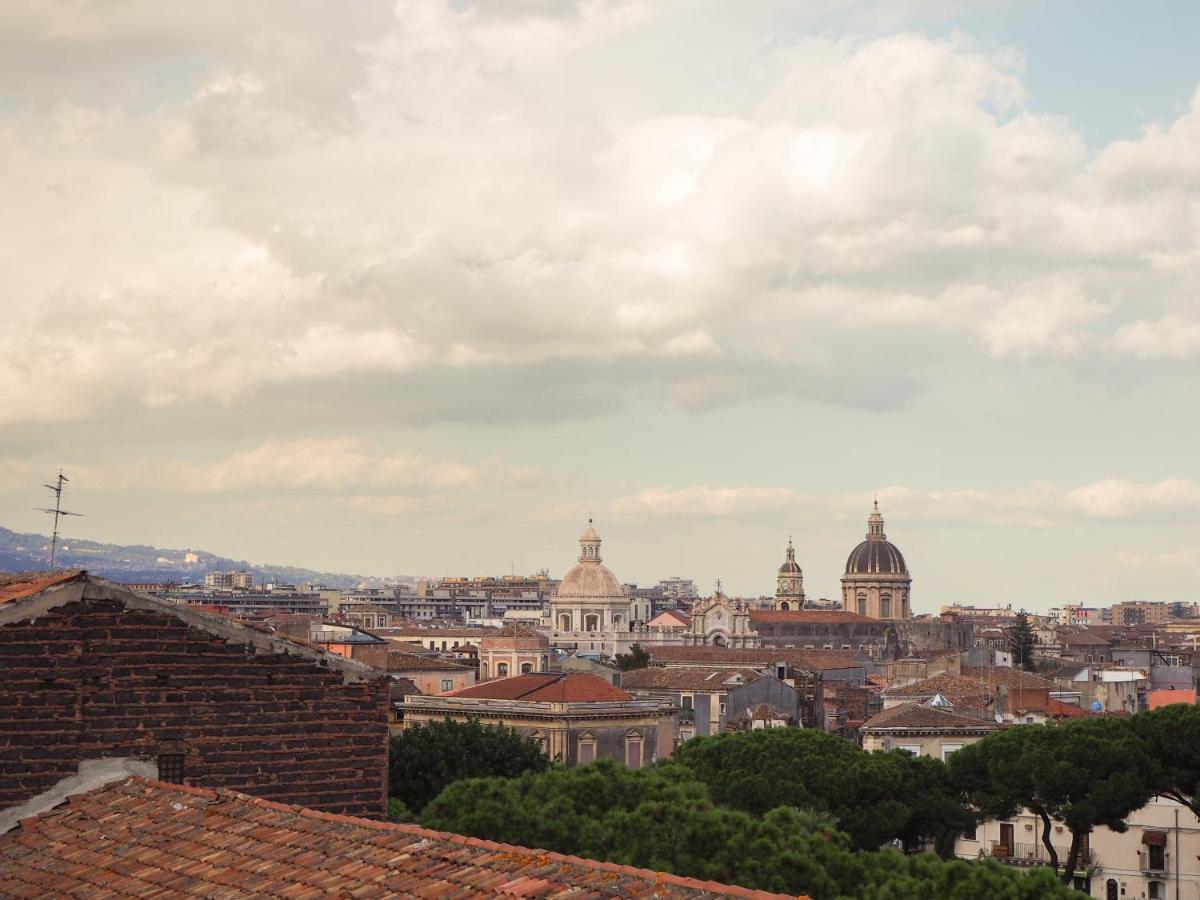 Dietro Il Castello カターニア エクステリア 写真